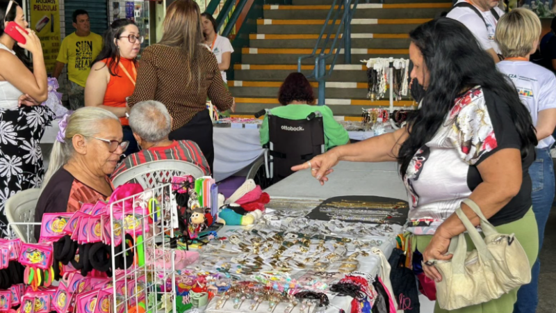 Programa Feira de Pequenos Negócios de Fortaleza soma mais de 430 edições e impulsiona economia criativa nos bairros