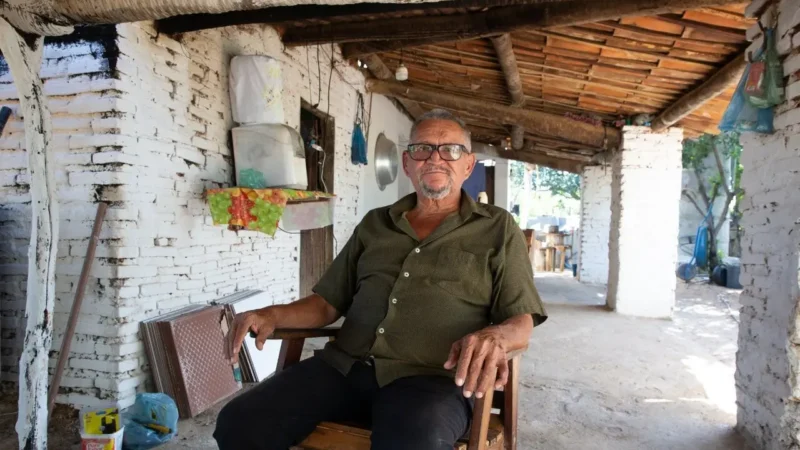Agricultor que encontrou petróleo aguarda resposta da Semace há quatro meses para procurar água