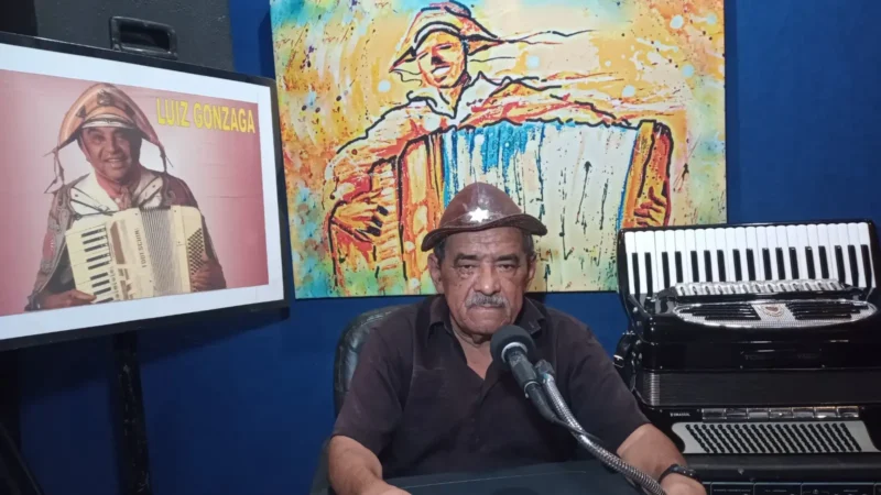 anos, sanfoneiro e radialista pioneiro em Sobral