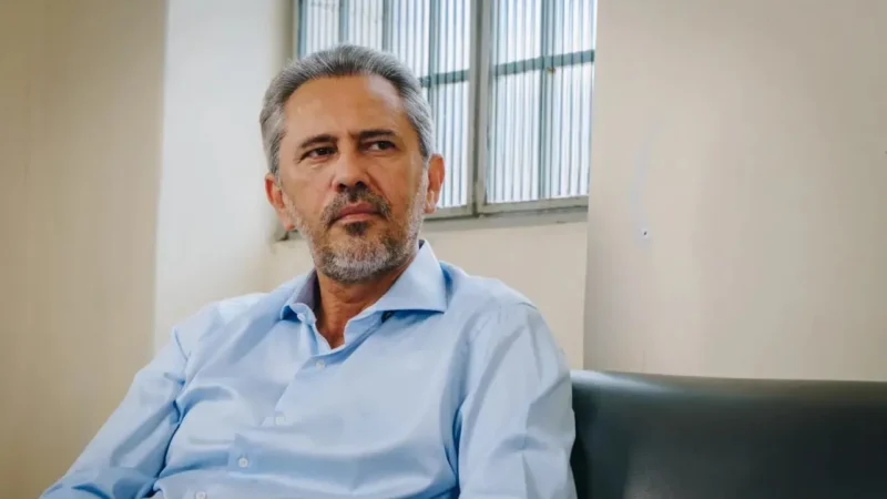 Elmano de Freitas é sabatinado pelo Diário do Nordeste e Verdinha; acompanhe ao vivo